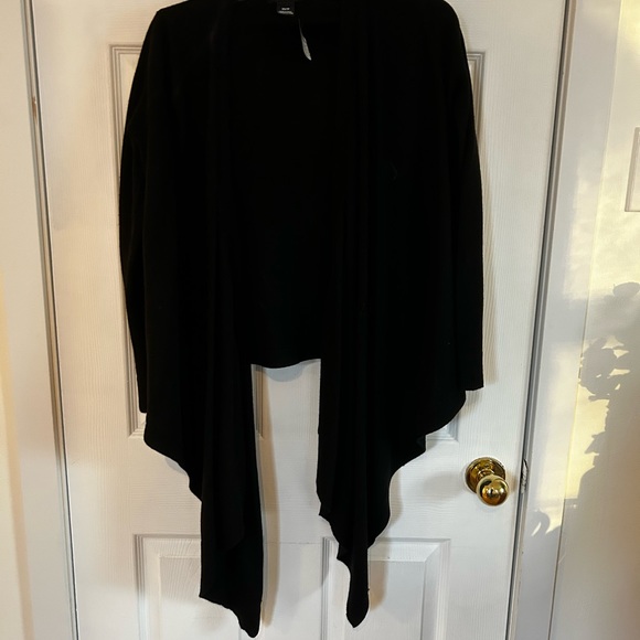 Club Monaco Gaelinda Cardigan - Picture 2 of 3